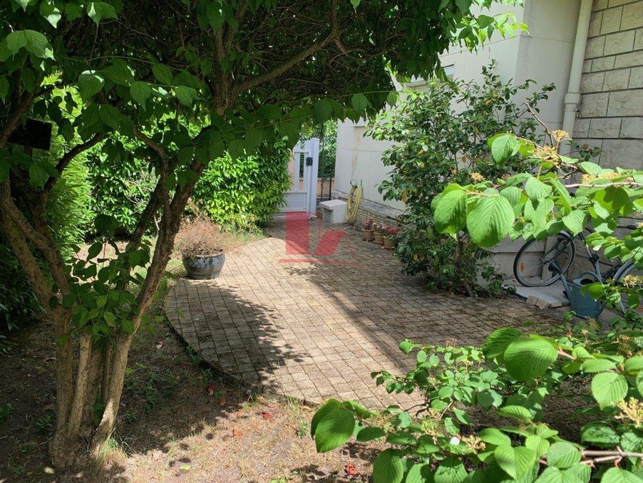 Vente Autre Clamart  849 750 €