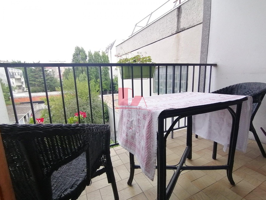 Vente Autre Vanves  468 000 €