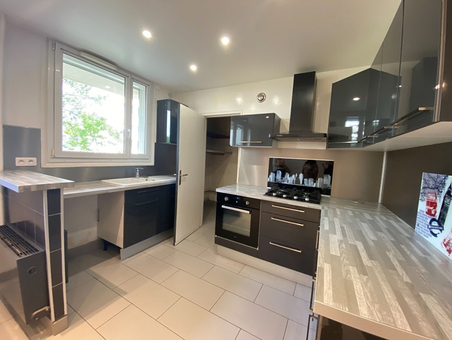 Location Autre Chilly-Mazarin 1 050 €