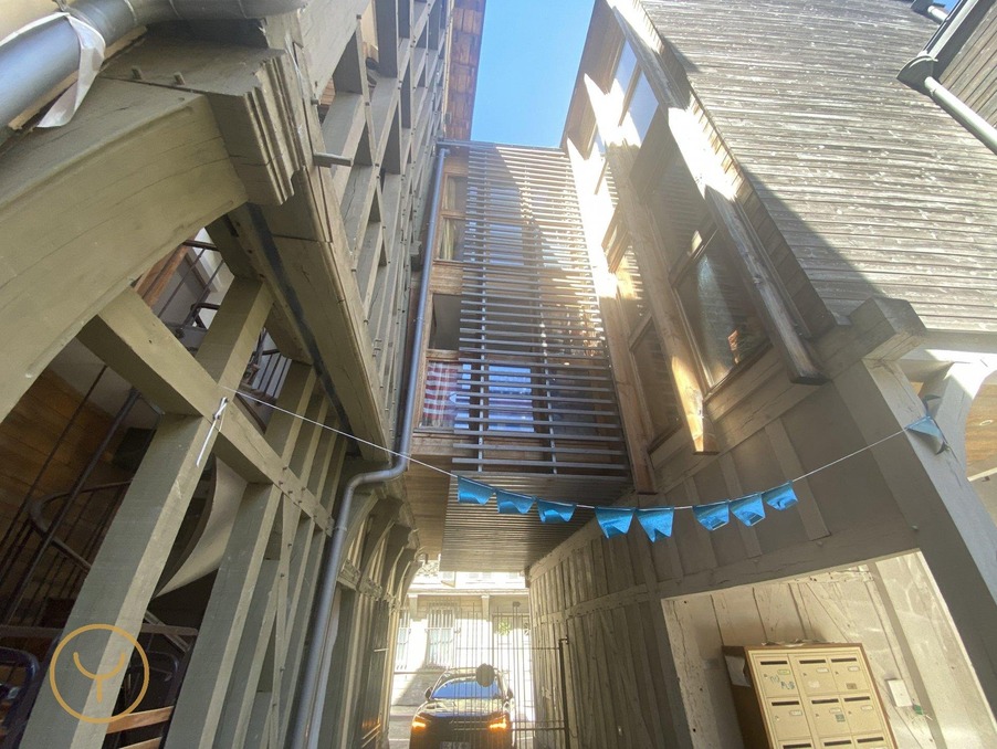 Vente Autre Troyes  172 000 €
