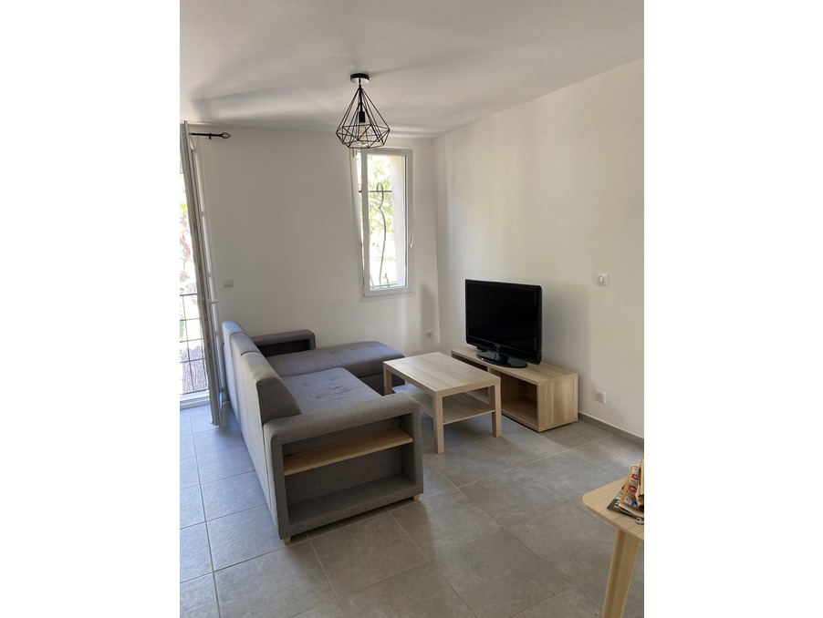 Location Autre Port-Saint-Louis-du-Rhône  765 €