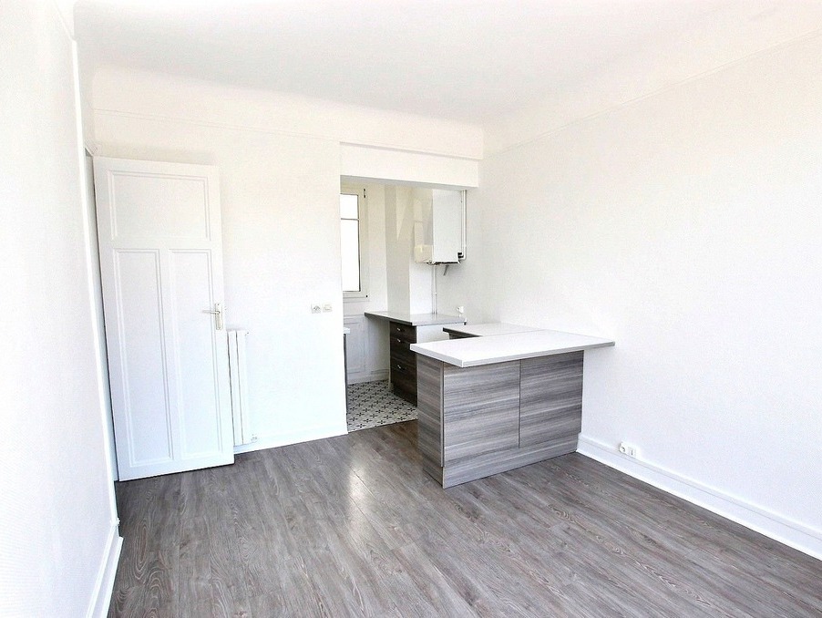 Location Autre Asnières-sur-Seine  920 €