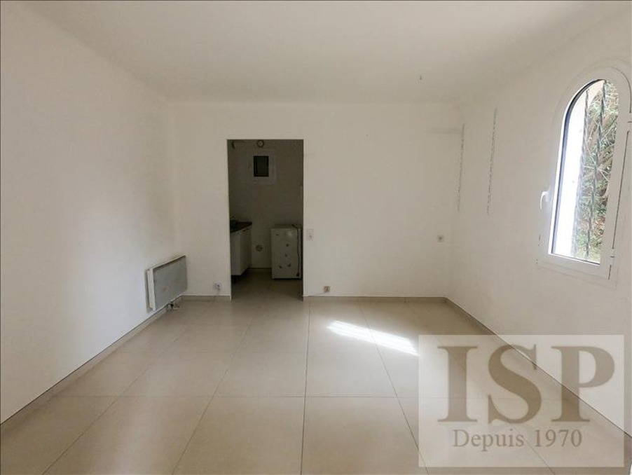 Location Autre Aix-en-Provence  515 €
