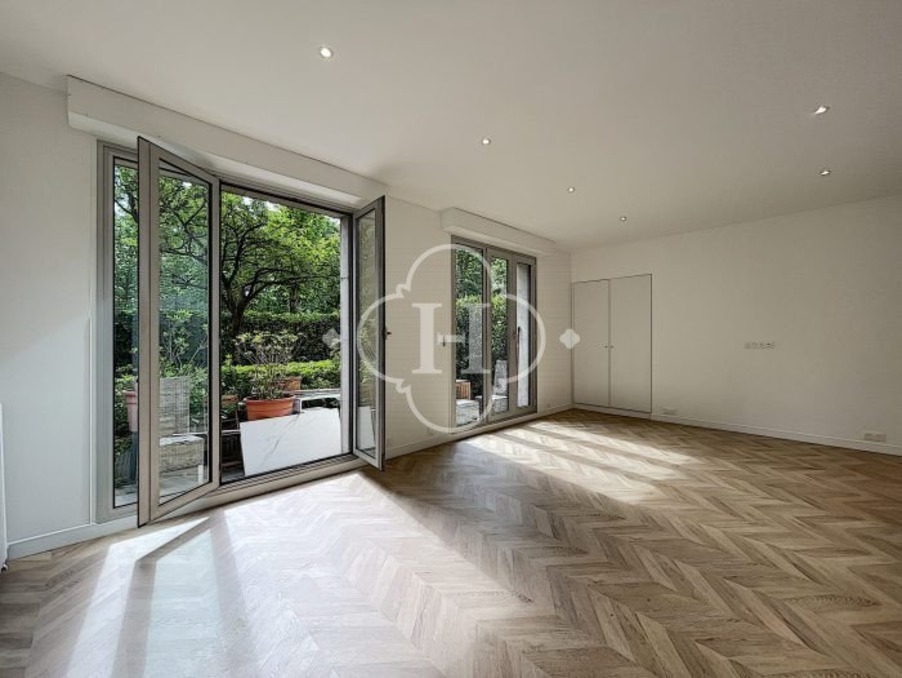 Vente Autre Neuilly-sur-Seine  624 000 €