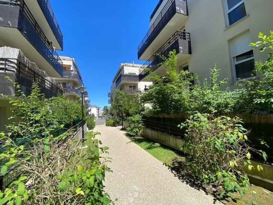 Vente Autre Rambouillet  341 250 €