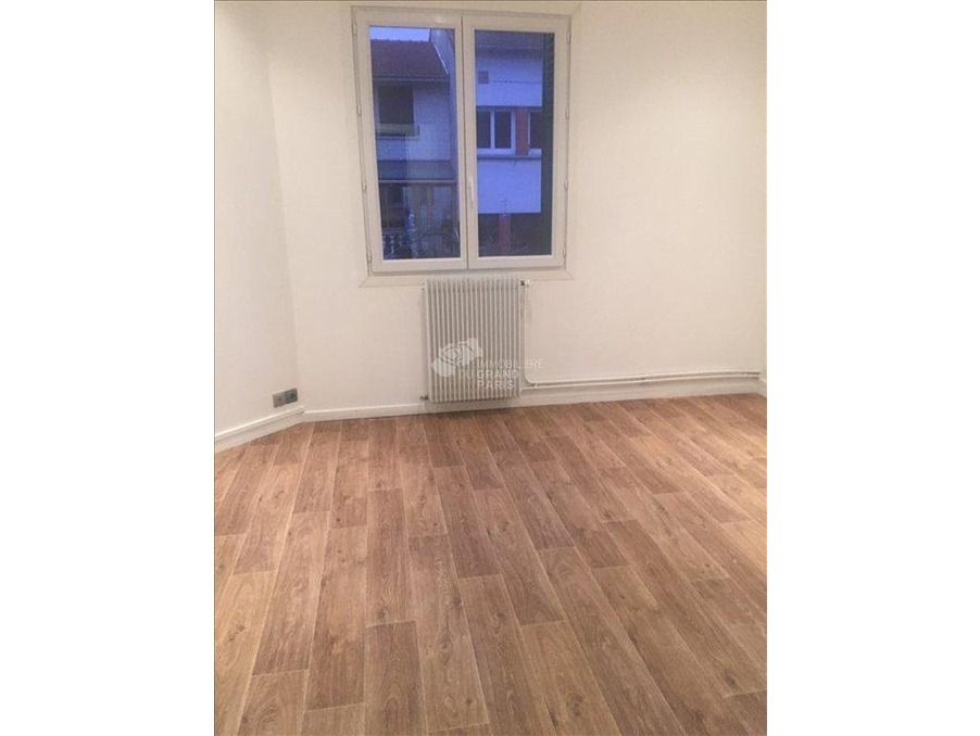 Location Autre Vitry-sur-Seine  966 €