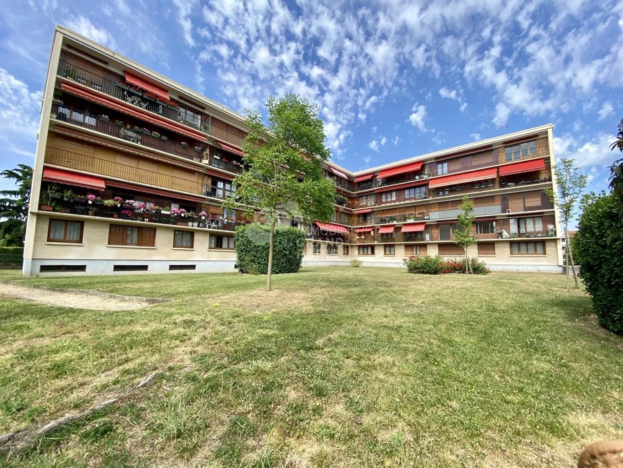 Vente Autre Vitry-sur-Seine  299 990 €