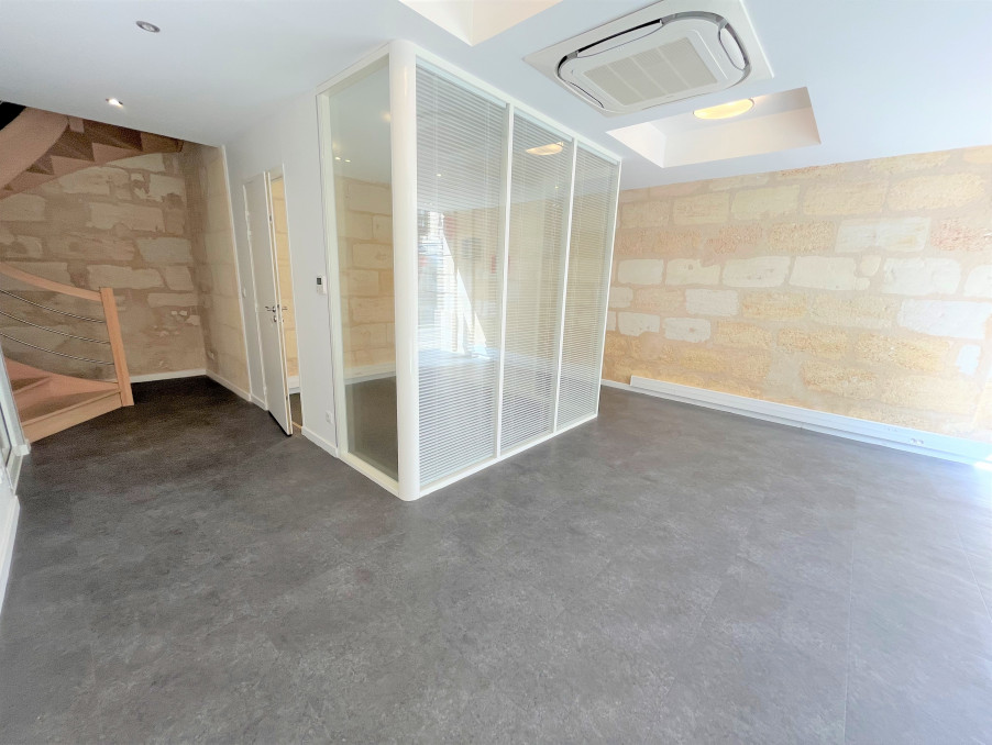 Location Professionnel BORDEAUX 2 650 €