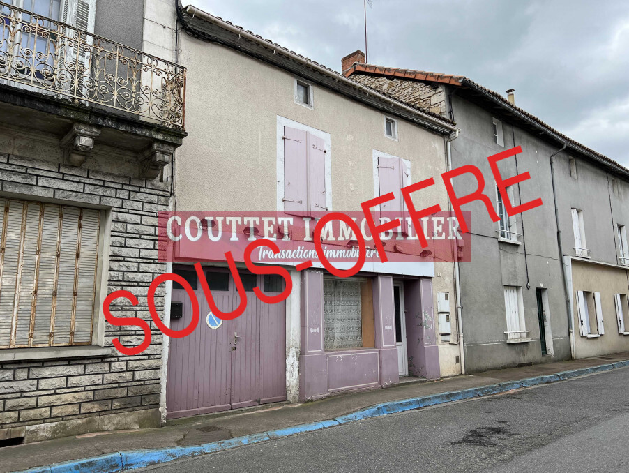 Vente Maison Saint-Claud 28 000 €