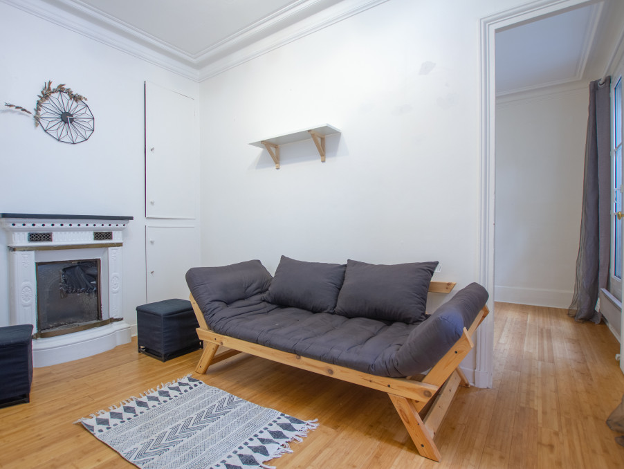 Location Appartement PARIS 10EME ARRONDISSEMENT 1 001 €