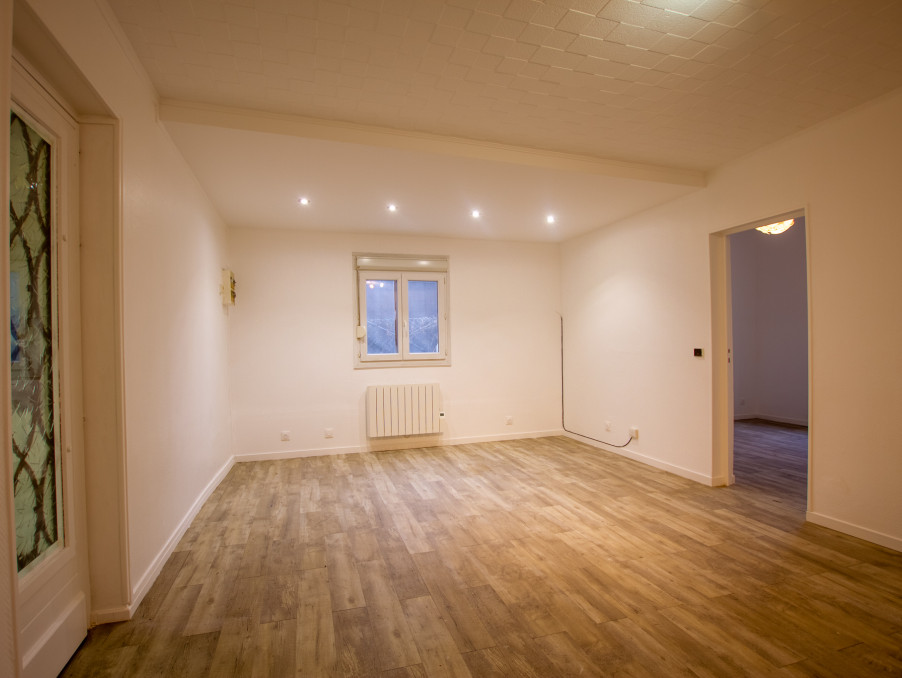 Location Appartement VILLEJUIF  890 €