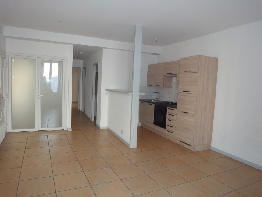 Location Appartement BOURG ST ANDEOL  495 €