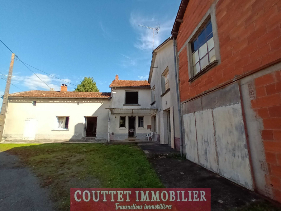 Vente Maison CHASSENEUIL SUR BONNIEURE 66 000 €