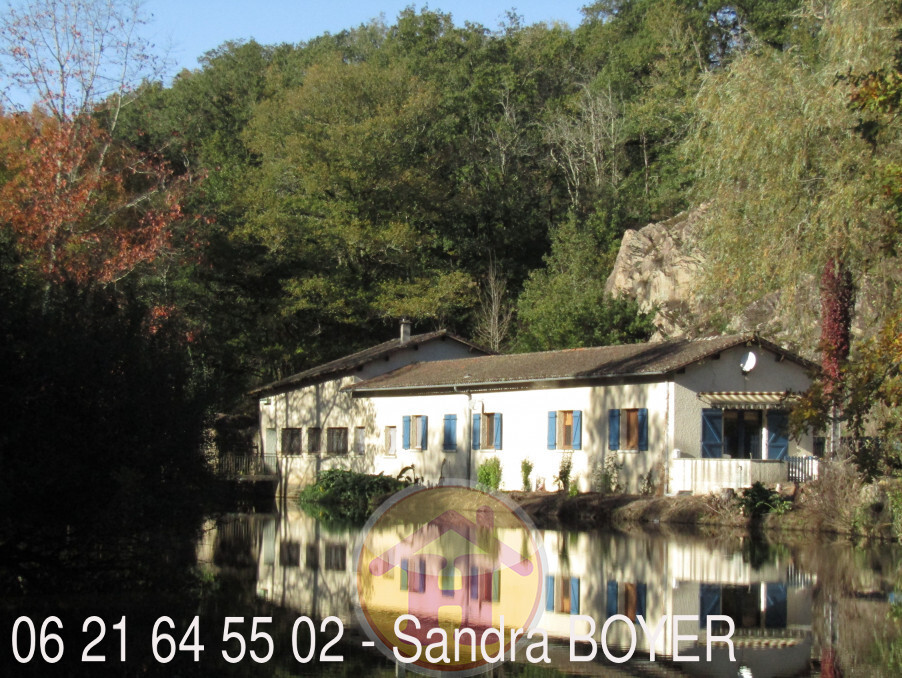 Vente Maison Saint-Auvent  231 000 €