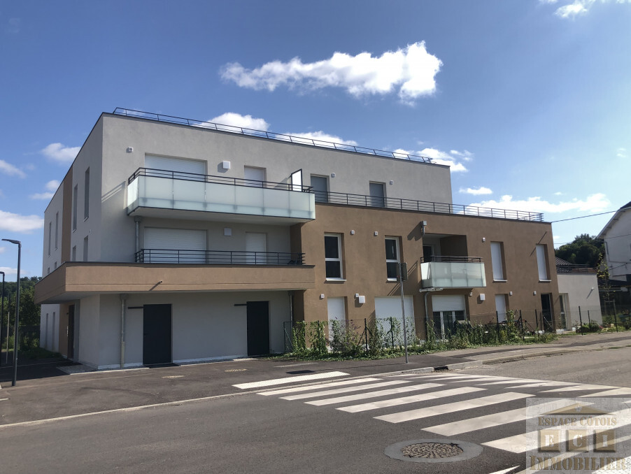 Vente Appartement Saint-Étienne-de-Saint-Geoirs  140 000 €