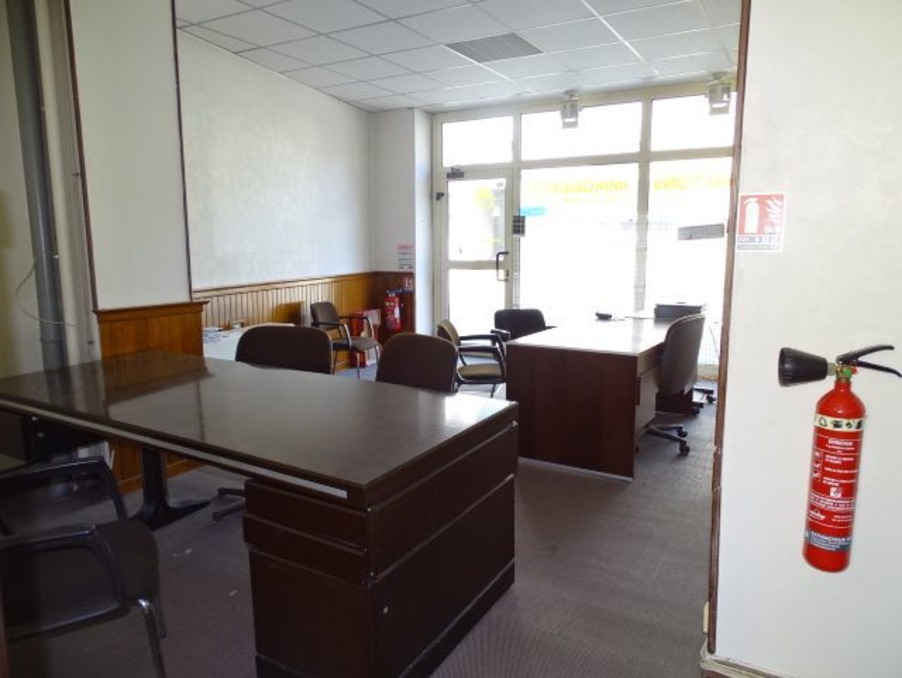 Location Local Espalion  390 €