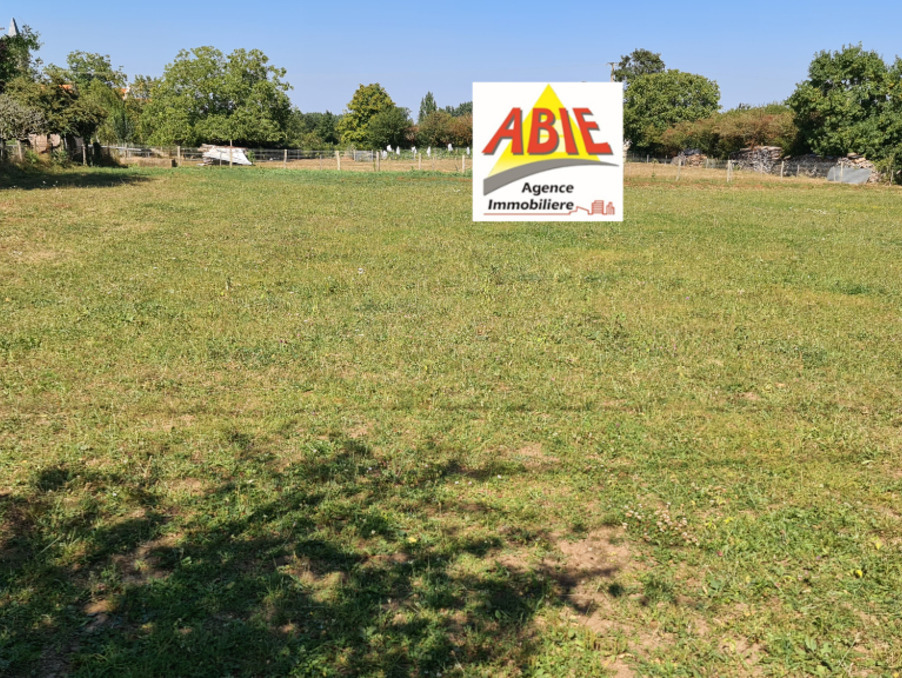 Vente Terrain Benet 27 000 €
