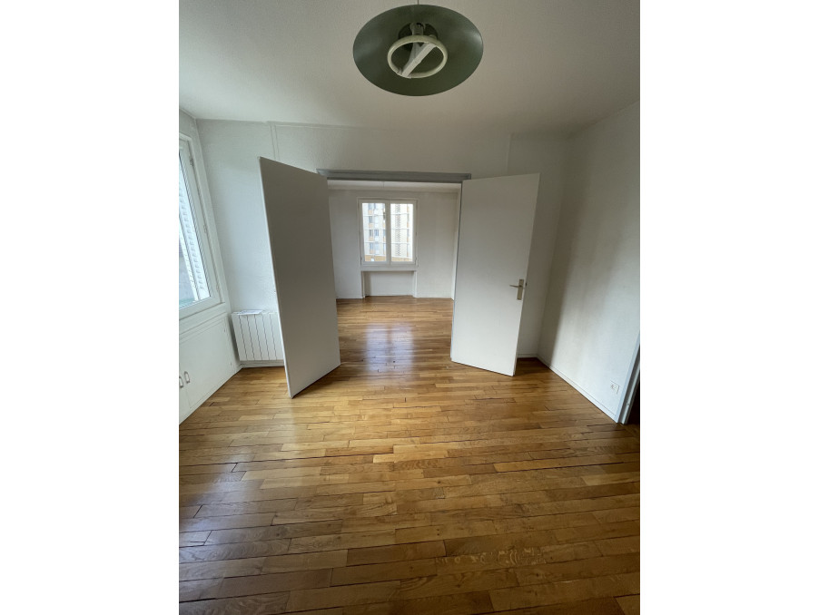 Vente Appartement VILLEURBANNE  243 000 €