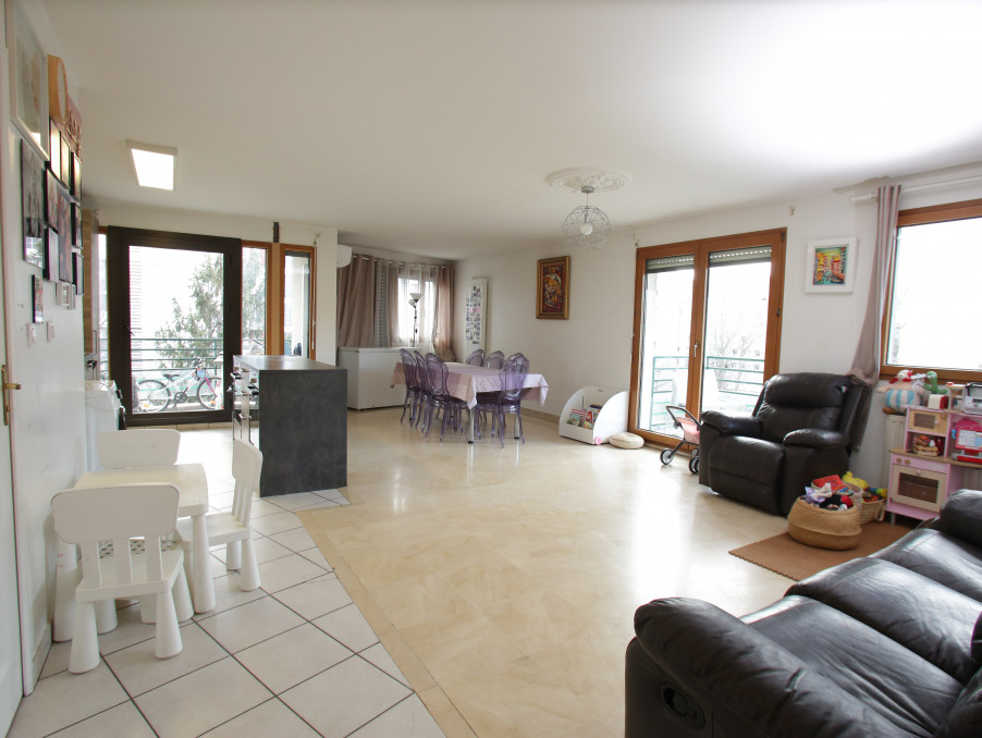 Vente Appartement VILLEURBANNE  395 000 €