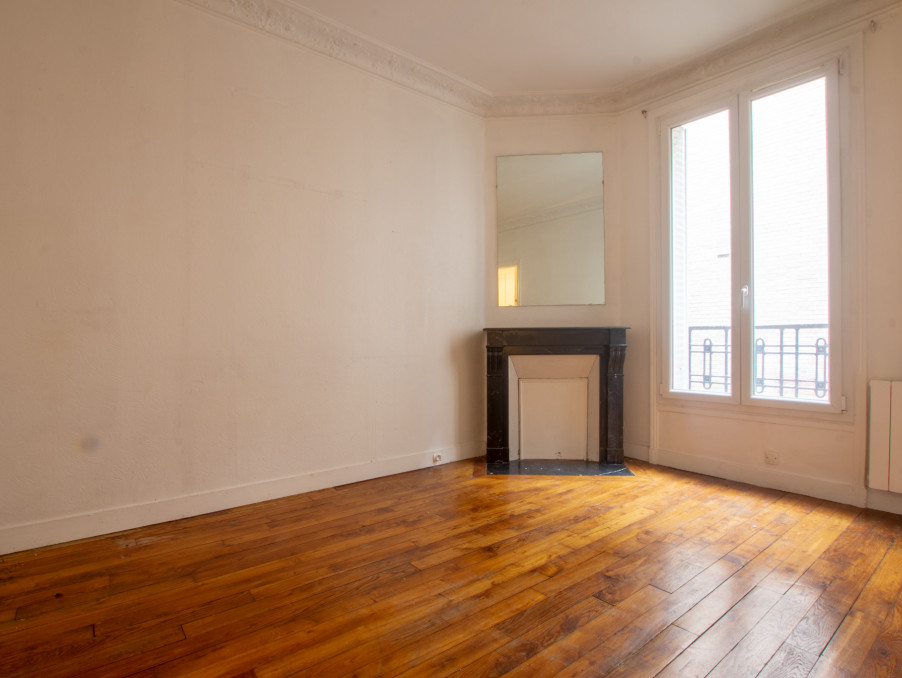 Location Appartement PARIS 18EME ARRONDISSEMENT  995 €