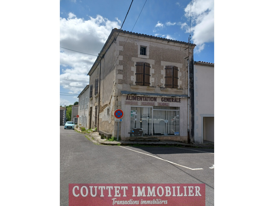 Vente Maison Montbron 28 000 €