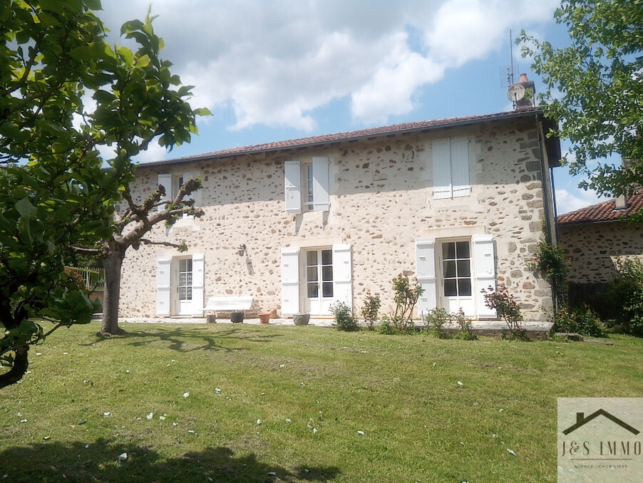 Vente Maison CHASSENEUIL SUR BONNIEURE  260 000 €