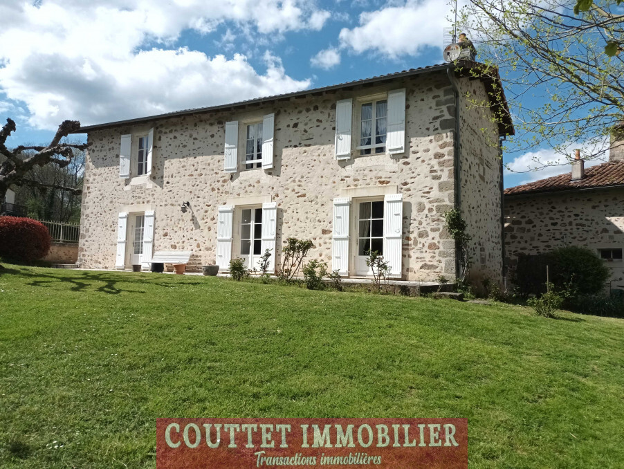 Vente Maison CHASSENEUIL SUR BONNIEURE  260 000 €