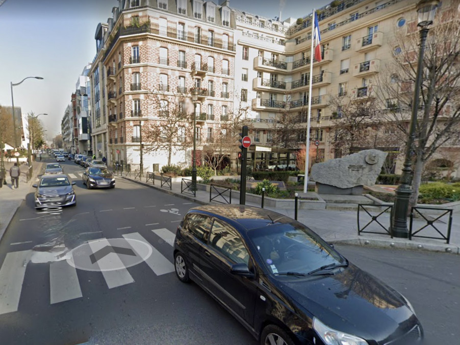 Location Local LEVALLOIS PERRET 4 600 €