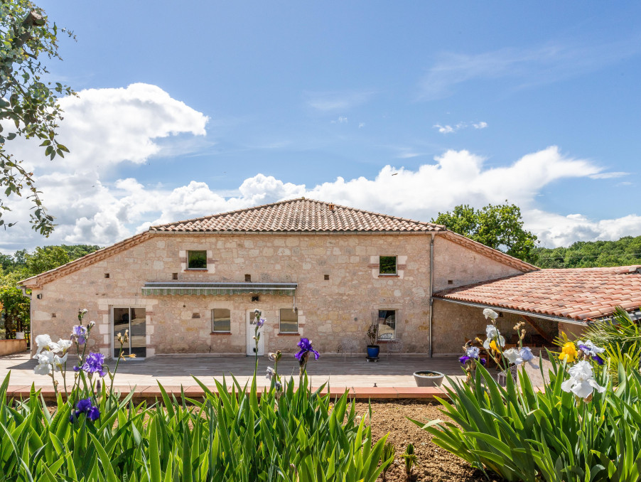 Vente Maison CASTELSAGRAT  766 500 €