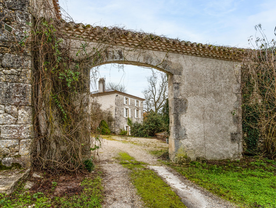 Vente Maison ROQUECOR 1 155 000 €
