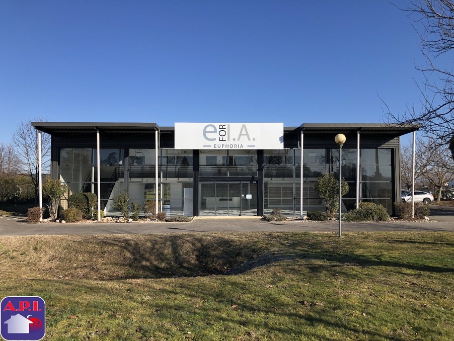Location Local PAMIERS 10 416 €