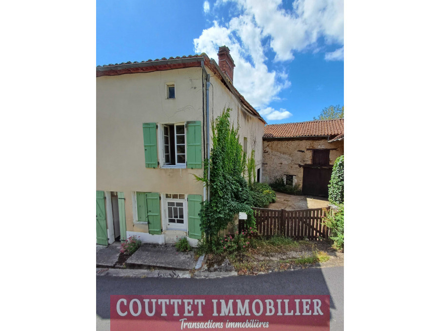 Vente Maison CHASSENEUIL SUR BONNIEURE 66 000 €