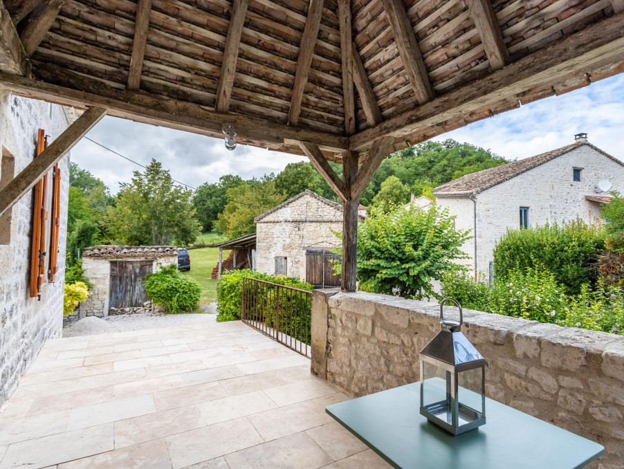 Vente Maison Montcuq  325 000 €