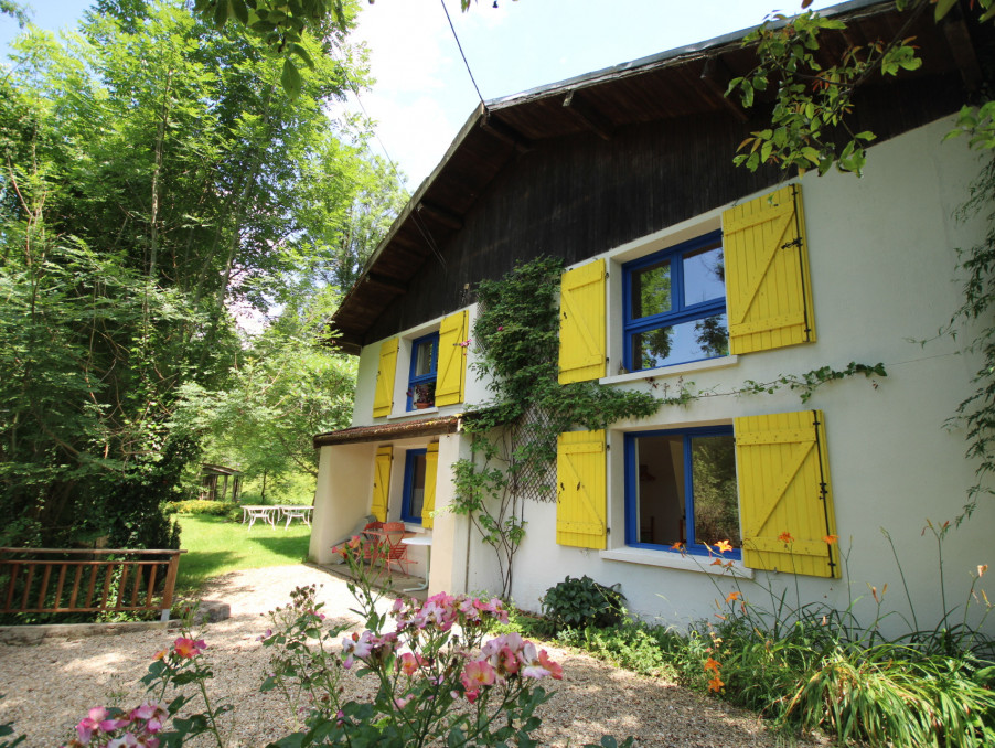 Vente Propriete FOUGAX ET BARRINEUF  430 000 €