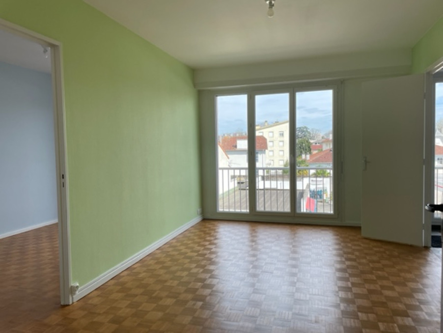 Location Appartement Pau  425 €