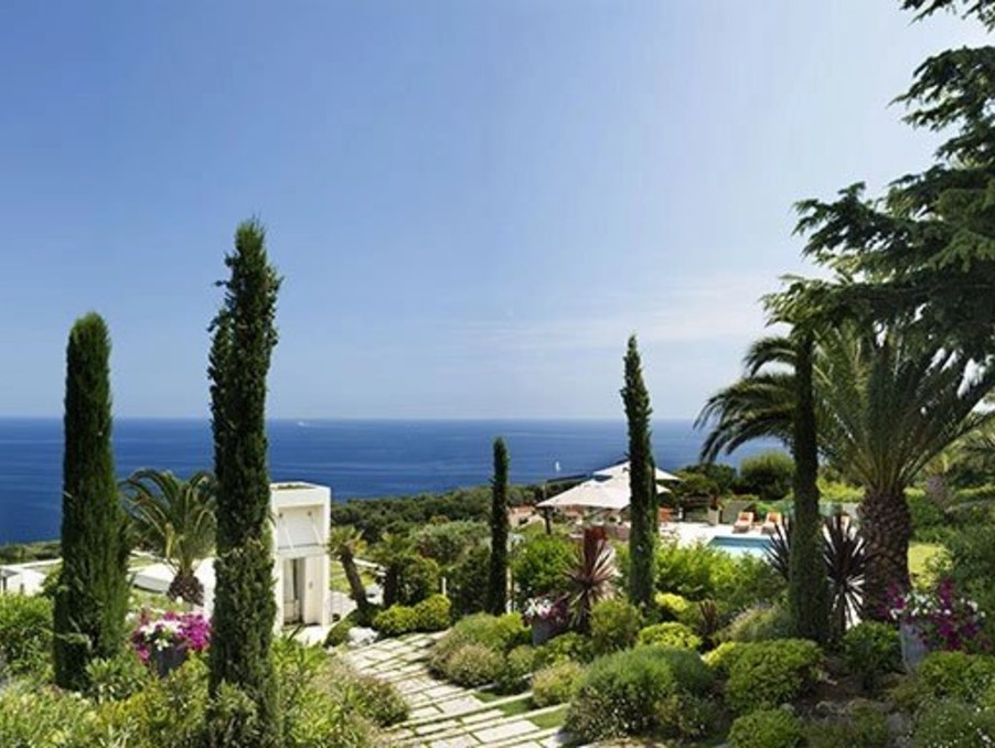 Location Maison Saint-Jean-Cap-Ferrat 50 000 €