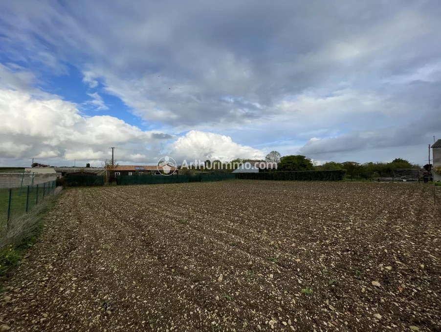 Vente Terrain Bercloux 43 200 €