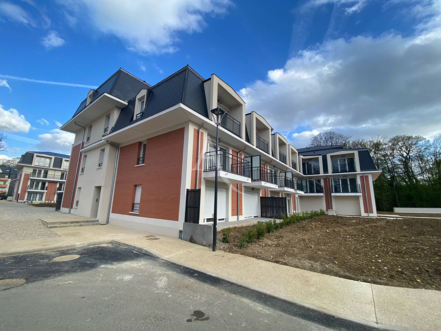 Vente Appartement Emerainville  207 000 €