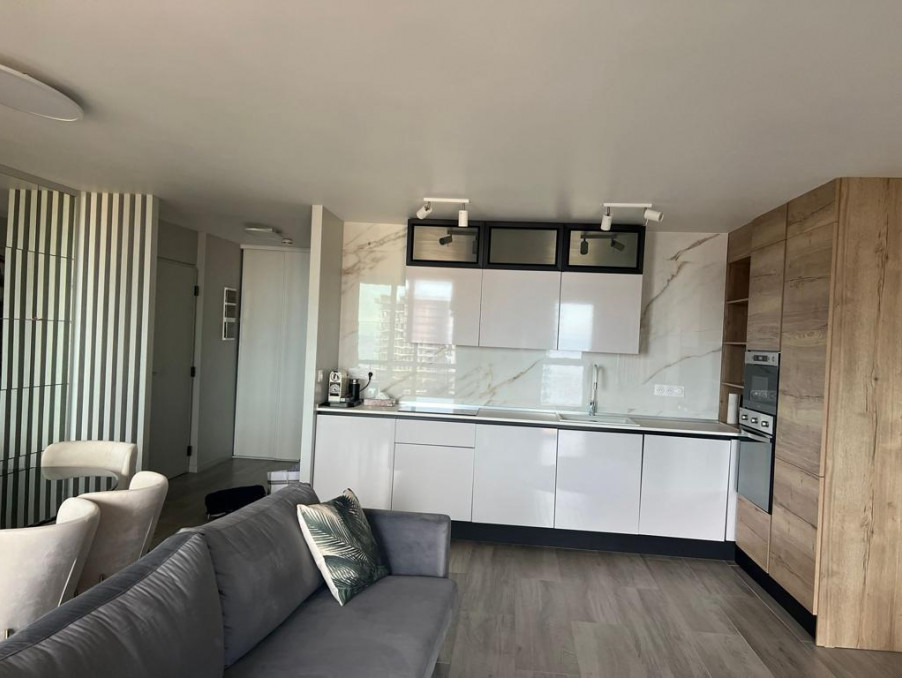 Vente Appartement BEAUSOLEIL  650 000 €