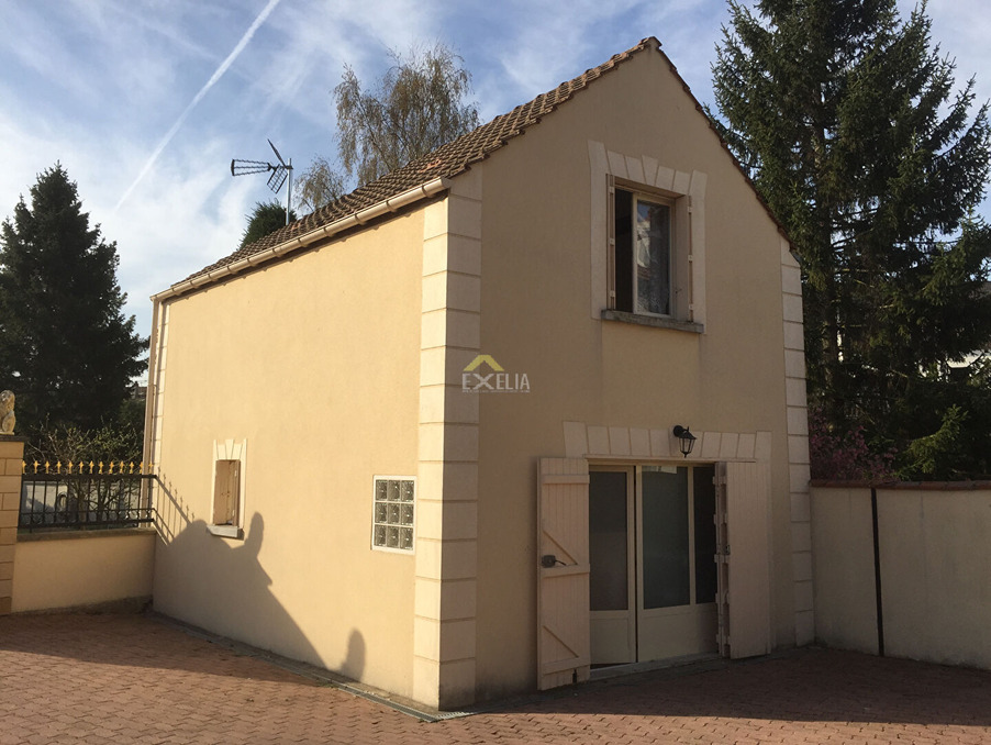 Location Maison Mantes la jolie  699 €