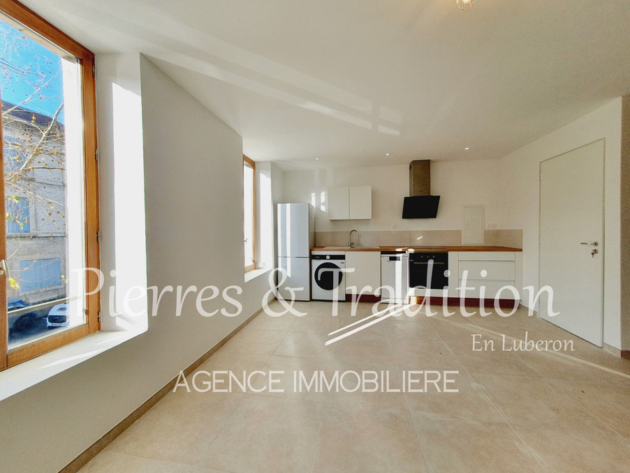 Location Appartement Apt  750 €
