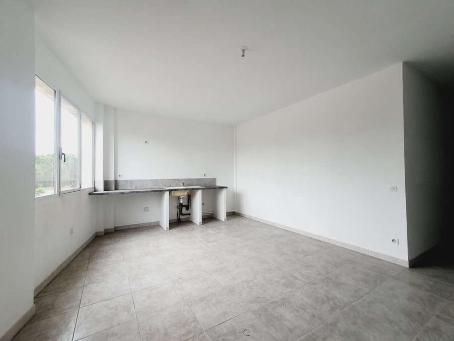 Location Appartement Apt  625 €