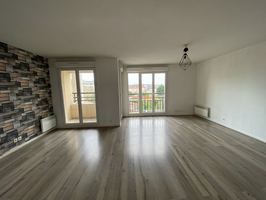 Location Appartement Mantes la ville  790 €