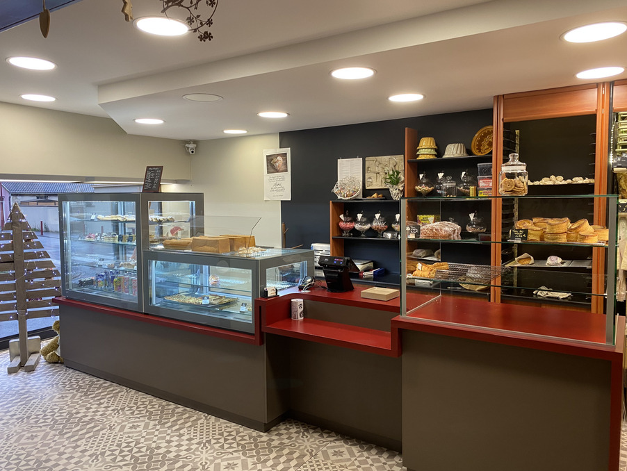 Vente Local Thann  130 000 €