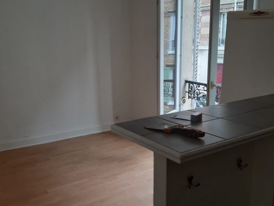 Location Appartement PARIS 11EME ARRONDISSEMENT 1 000 €