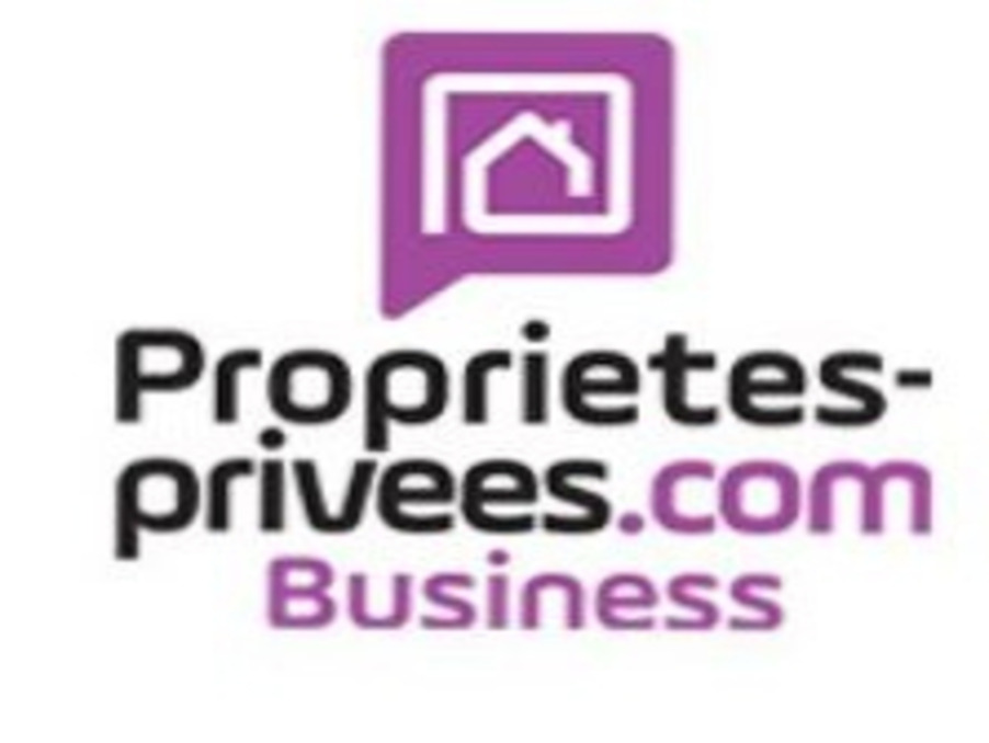 Vente Local Surgères  580 000 €