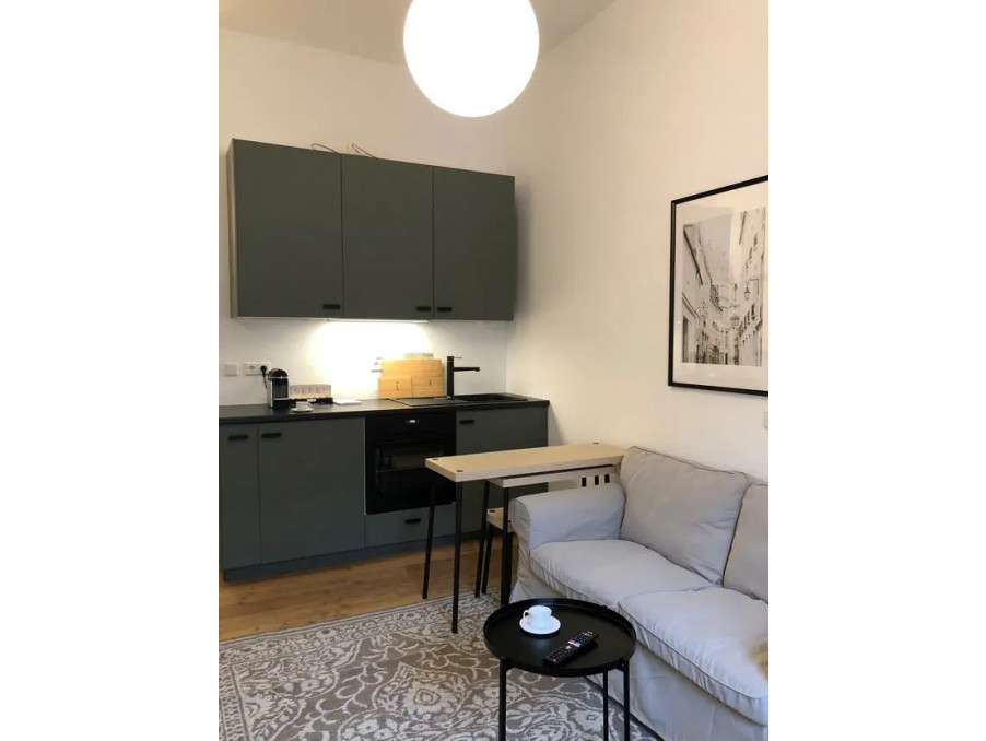 Location Appartement PARIS 9EME ARRONDISSEMENT  970 €
