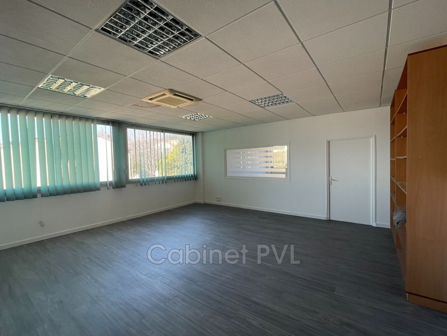Location Local Marseille 1 721 €