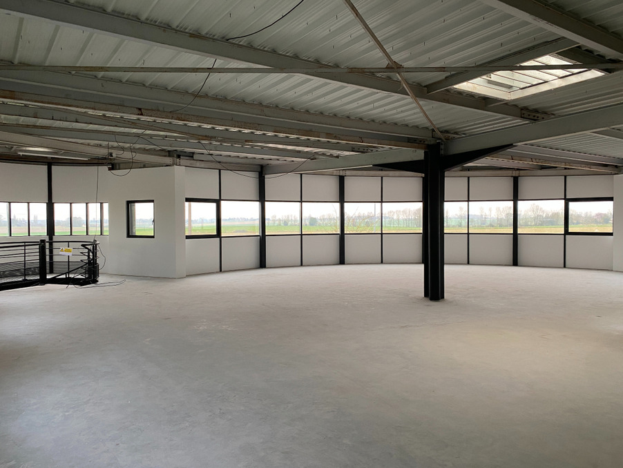 Vente Local PREAUX  178 500 €