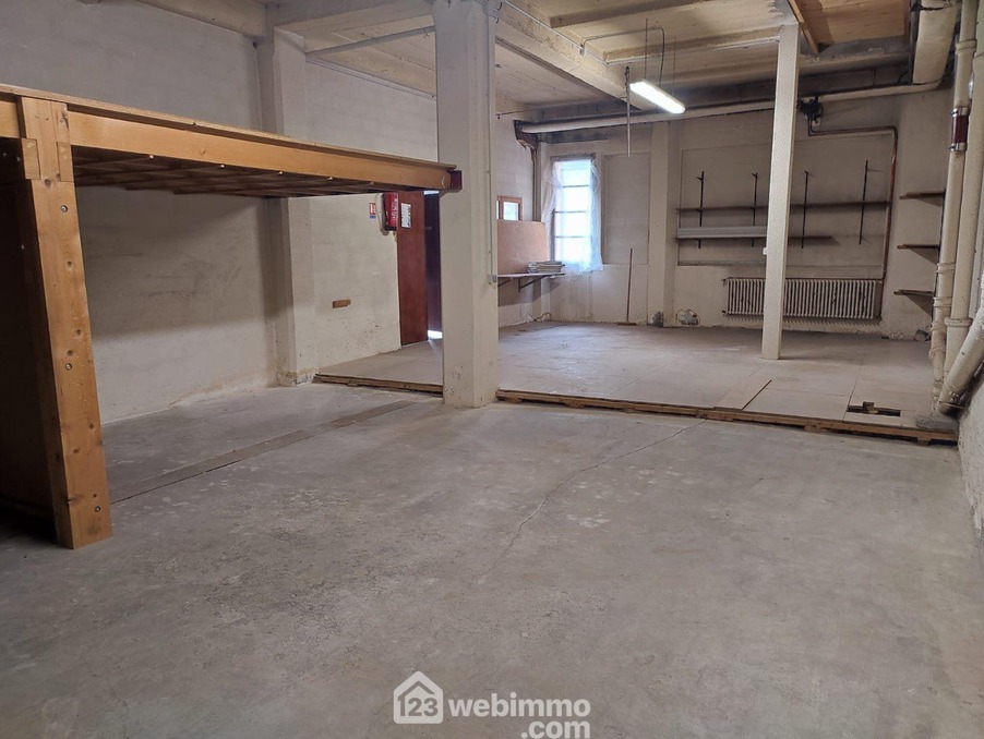 Vente Local Ugine  104 600 €